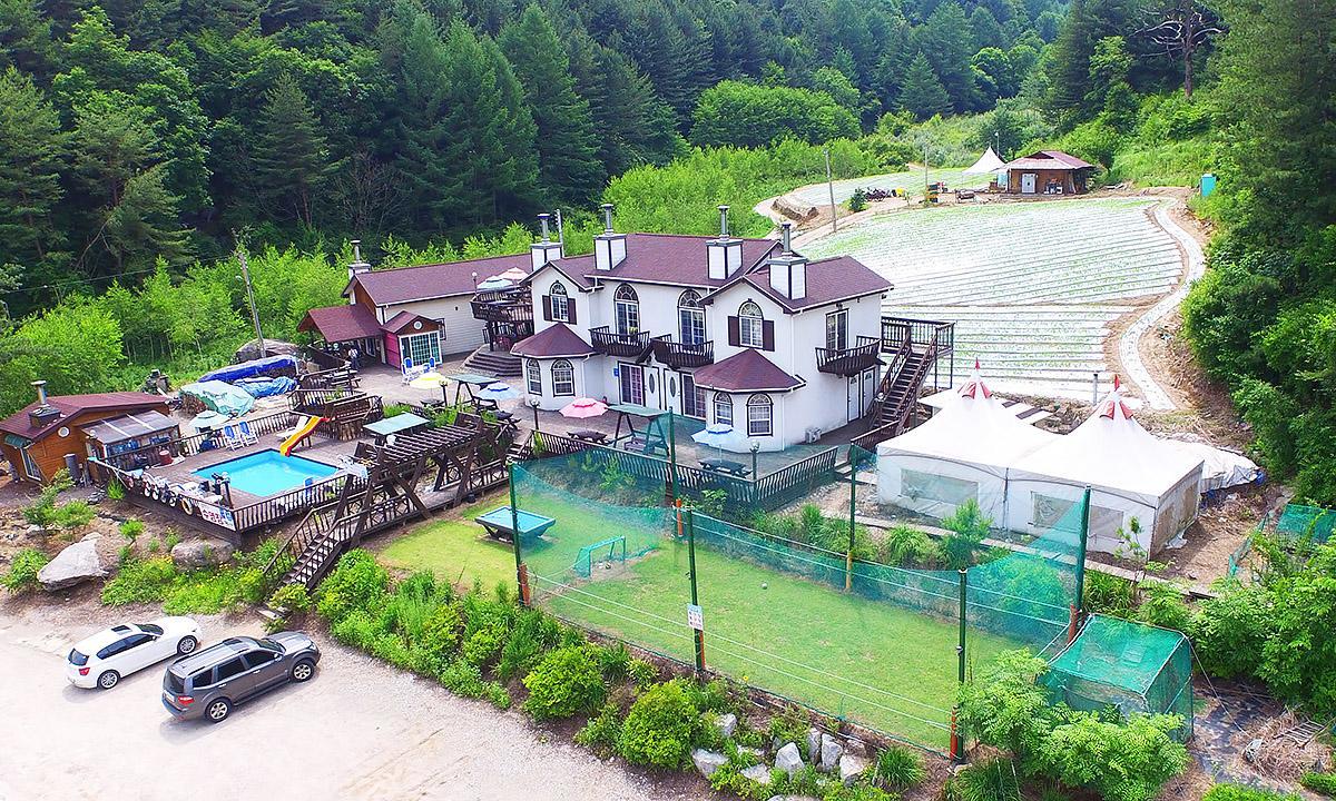 Gold Castle Pension 平昌 外观 照片
