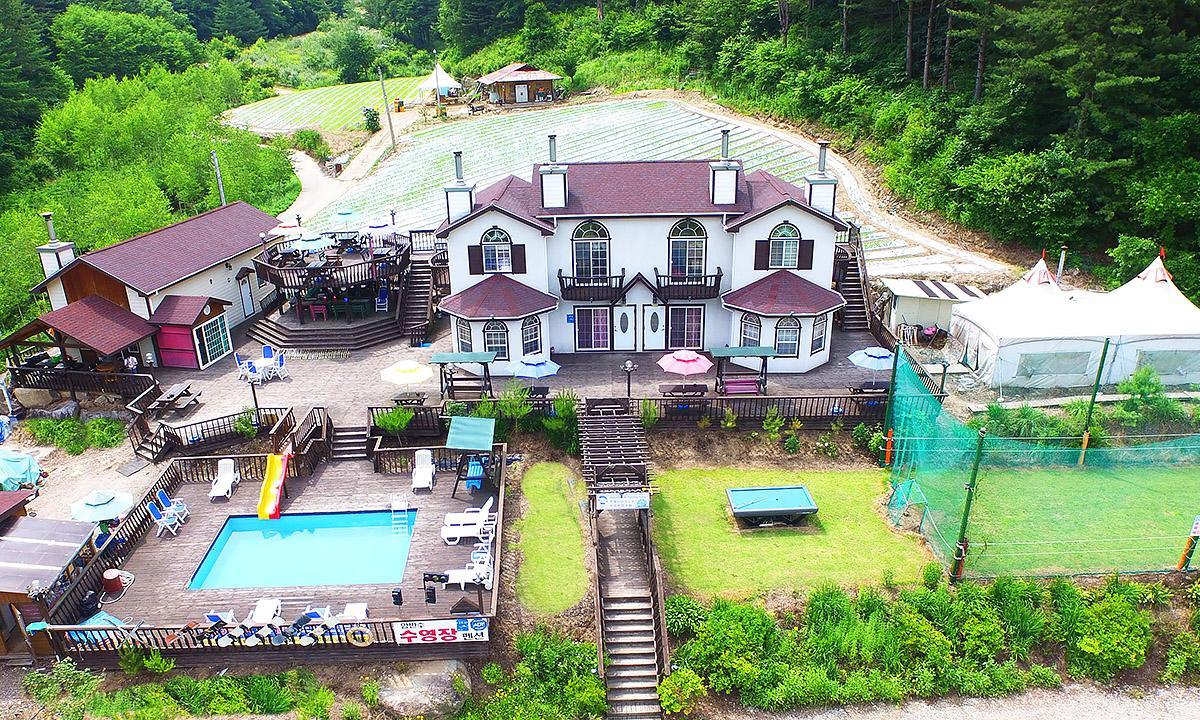 Gold Castle Pension 平昌 外观 照片